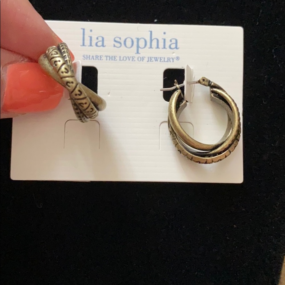 NWT Lia Sophia hoop earrings